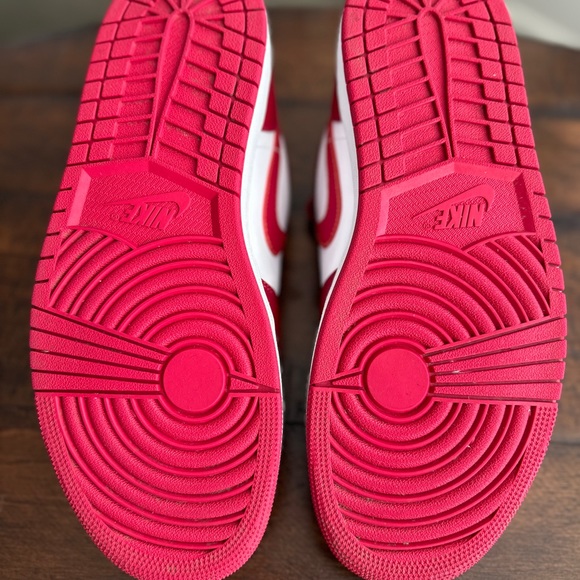 Jordan 1 Low Cardinal (Red, white, gold) Size 11 - Picture 6 of 9